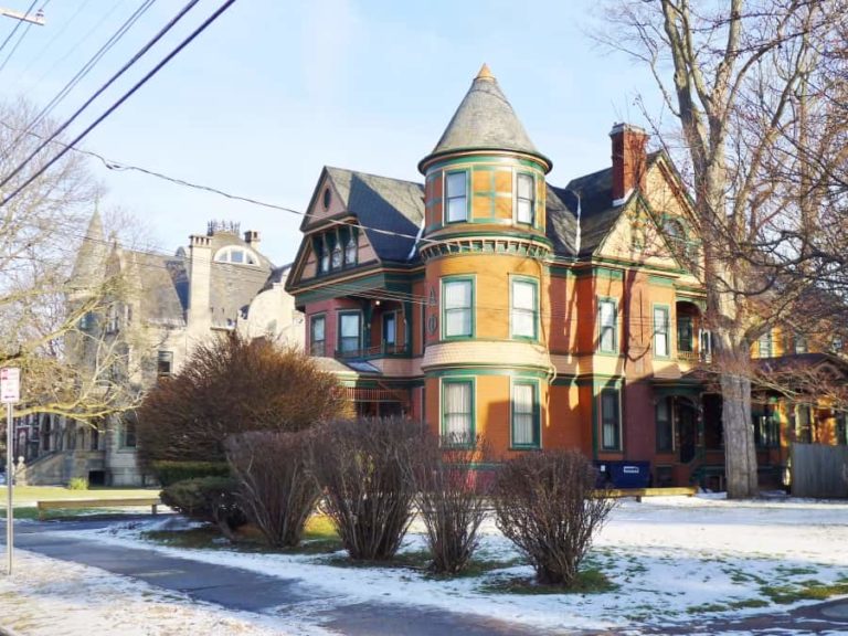 Walk through this area to town